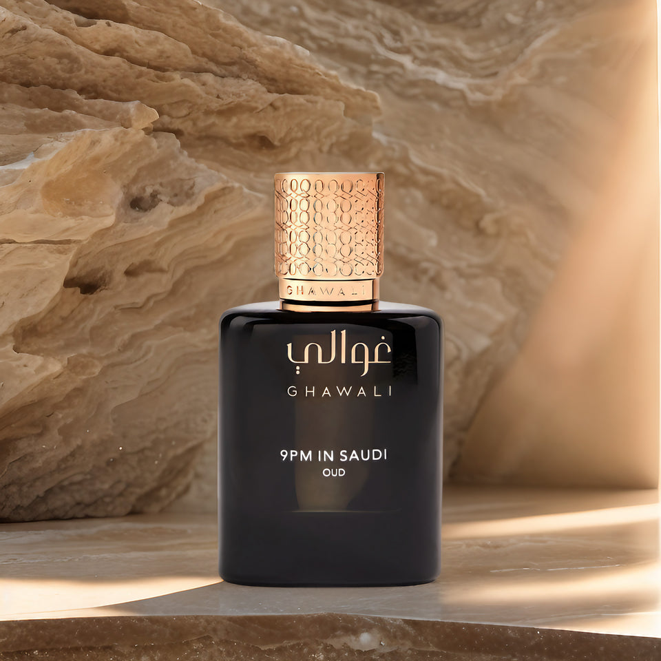 
                        
                          Load image into Gallery viewer, 9PM IN SAUDI PARFUM OUD
                        
                      